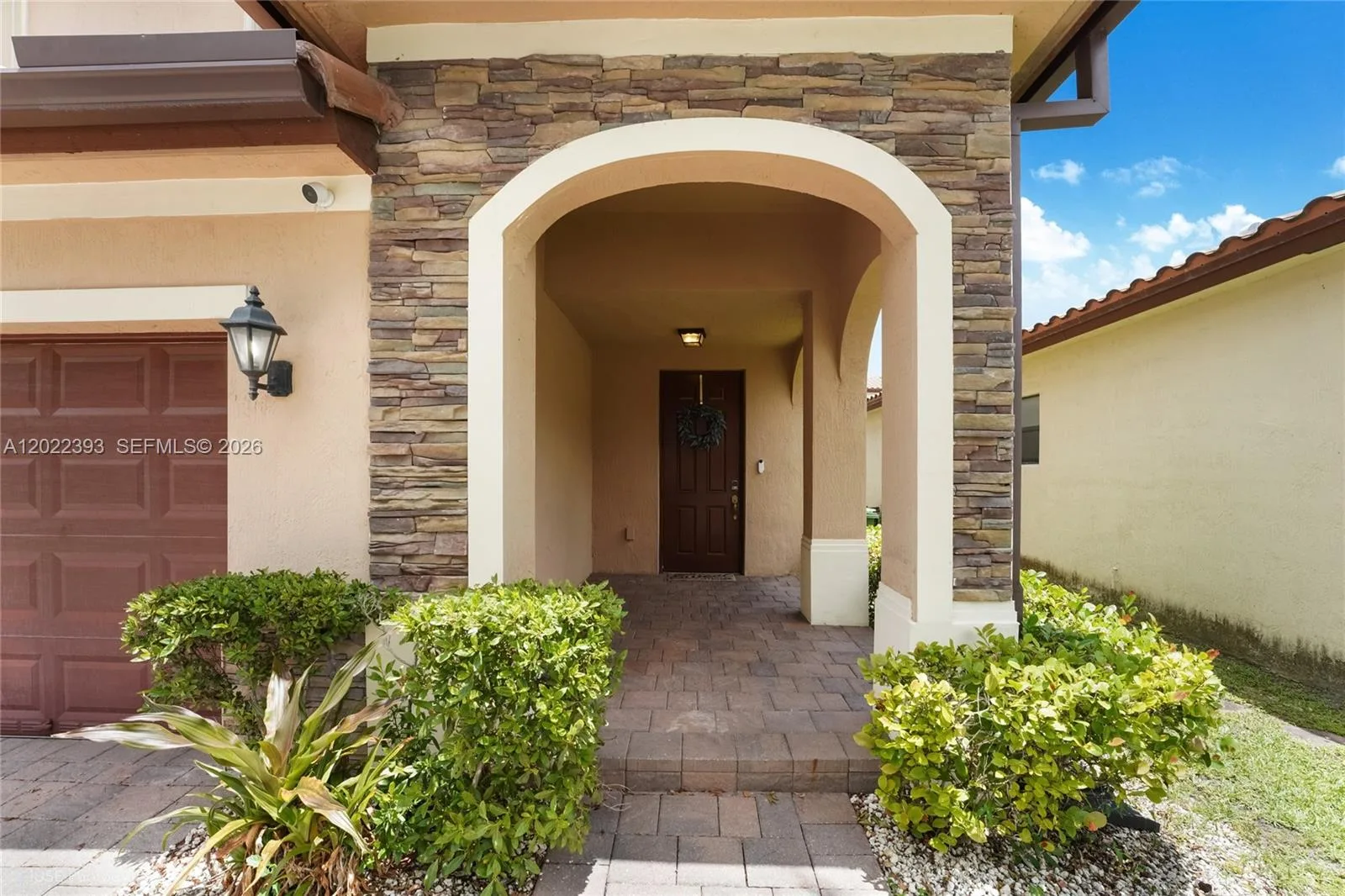 589 SE 34th Ter, Homestead, FL 33033 photo 3