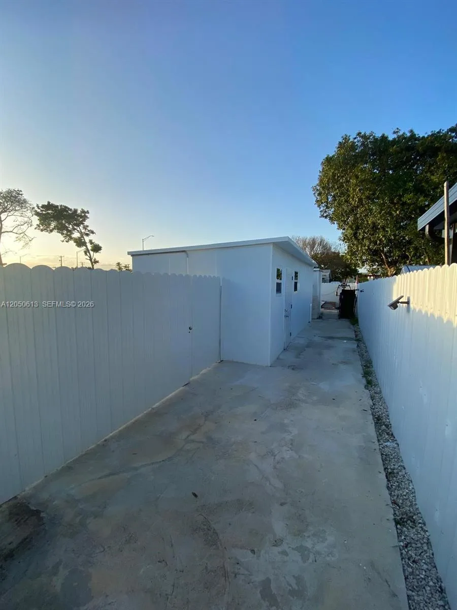 3501 NW 182nd St # 1, Miami Gardens, FL 33056 photo 5