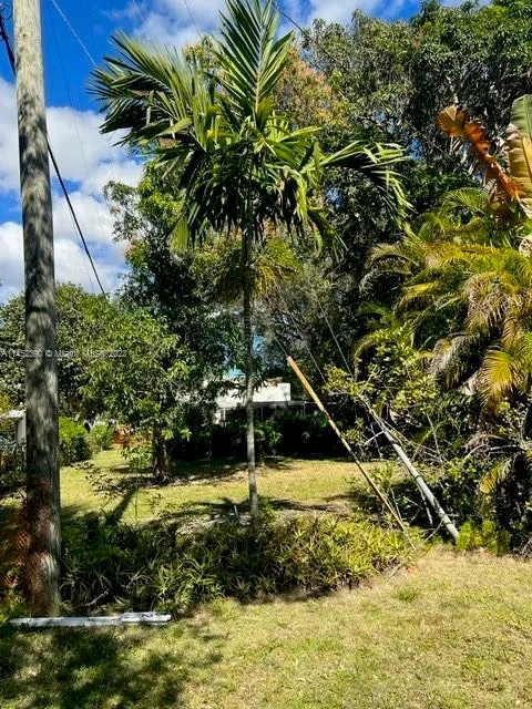821 NE 120th St, Biscayne Park, FL 33161 photo 4