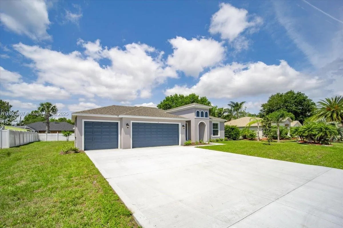 11 Burgundy, Palm Coast, FL 32137 photo 3