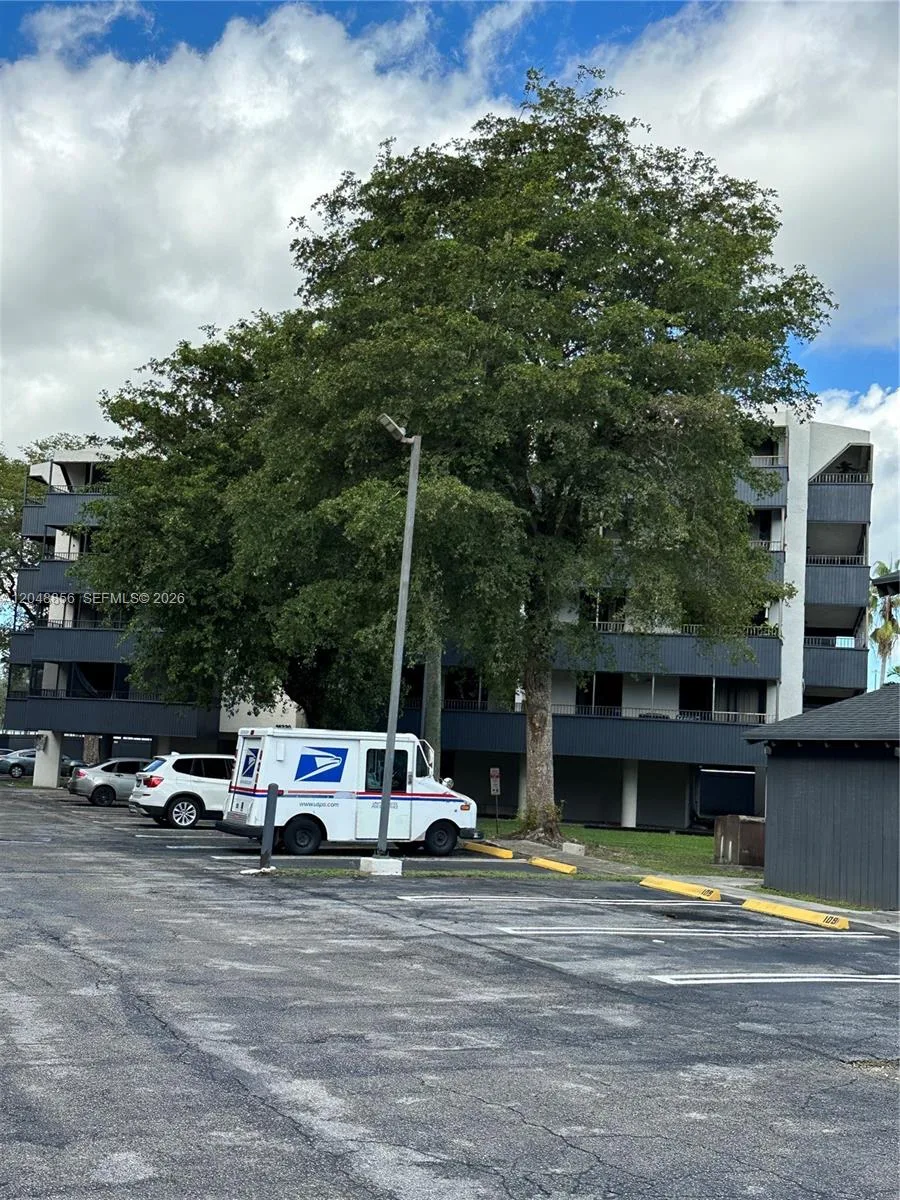 16220 NW 2nd Ave # 412, Miami, FL 33169 — zdjęcie 2