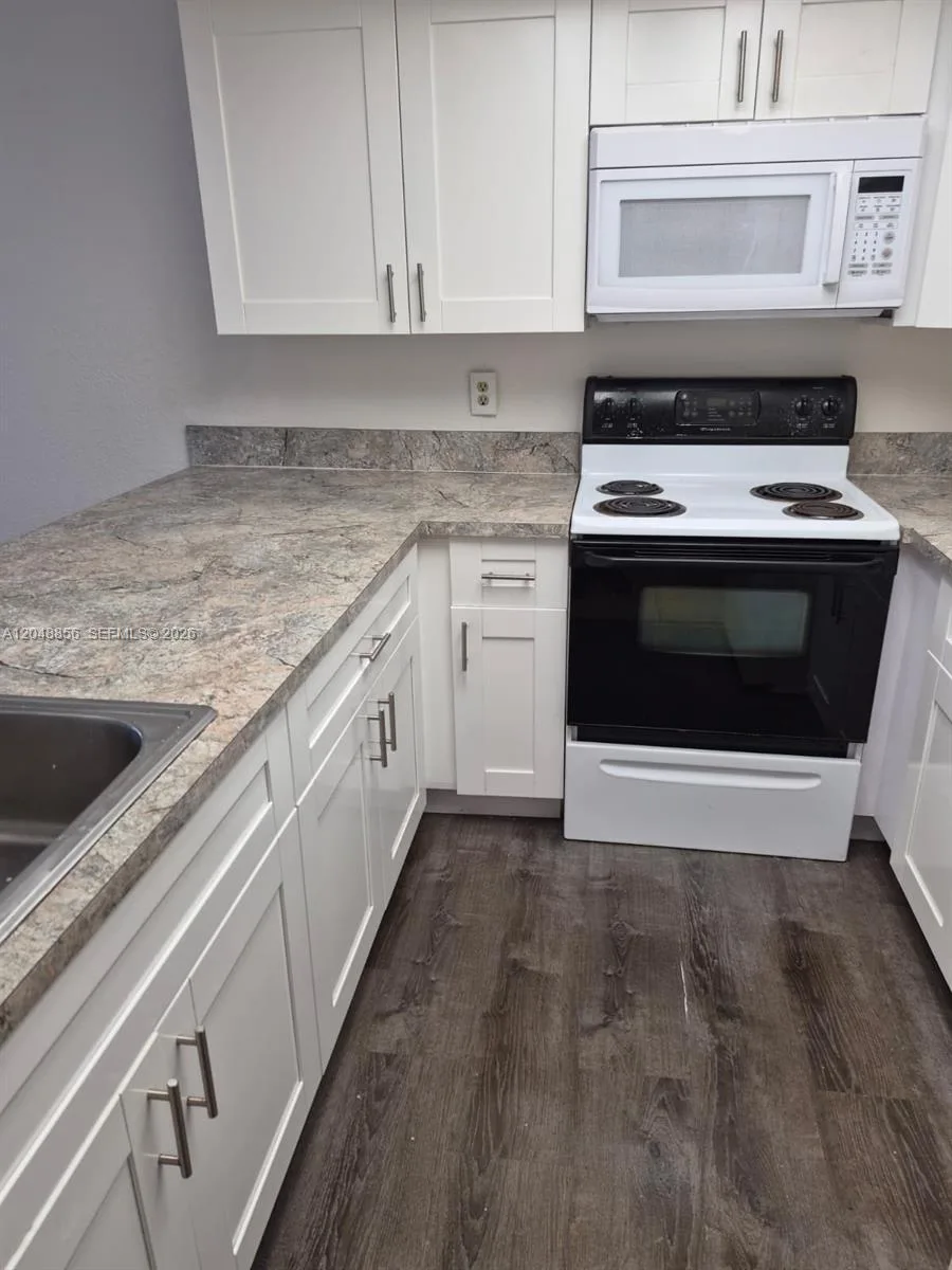 16220 NW 2nd Ave # 412, Miami, FL 33169 — zdjęcie 3