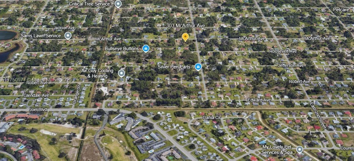 303 McArthur Ave, Lehigh Acres, FL 33936 photo 5