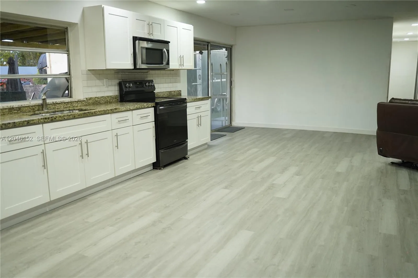 32305 SW 202nd Ave, Homestead, FL 33030 photo 6