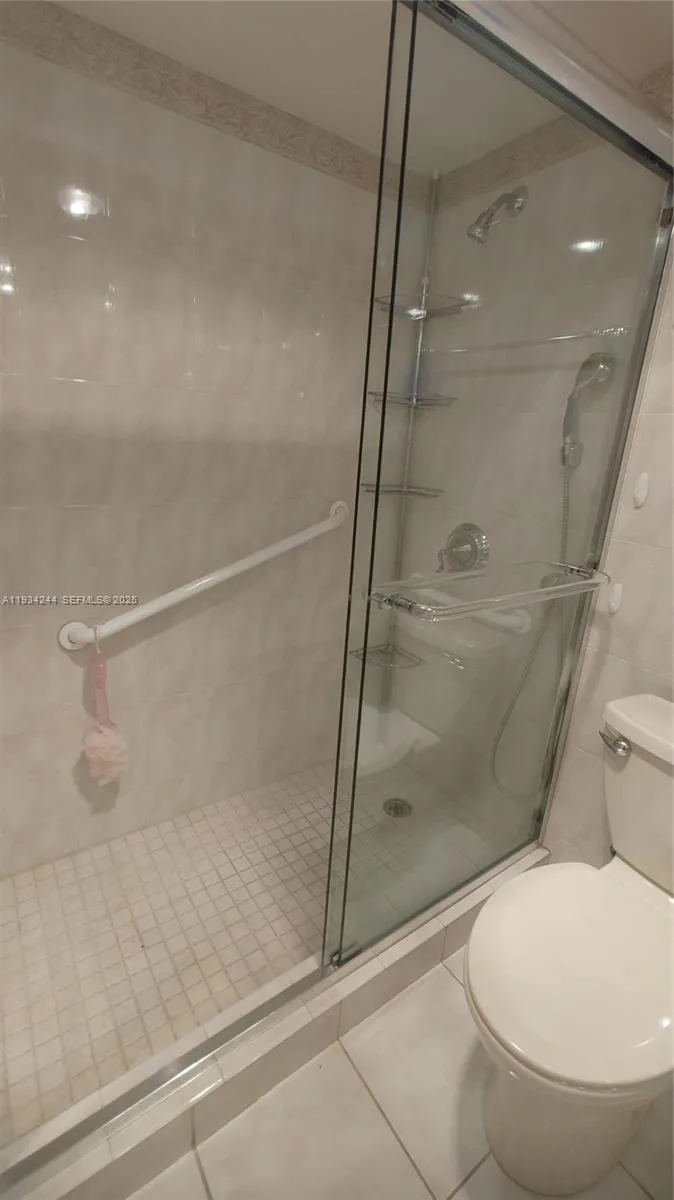 301 174th St # 1405, Sunny Isles Beach, FL 33160 photo 12