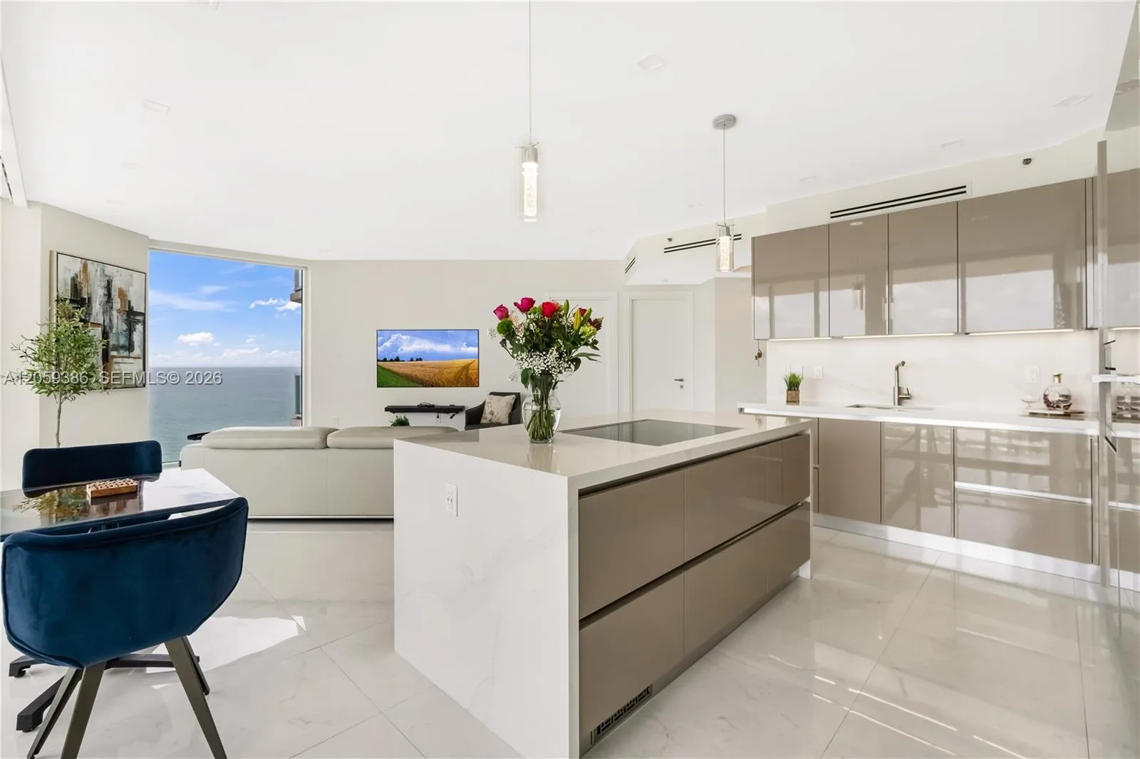 7330 Ocean Ter # 2404, Miami Beach, FL 33141