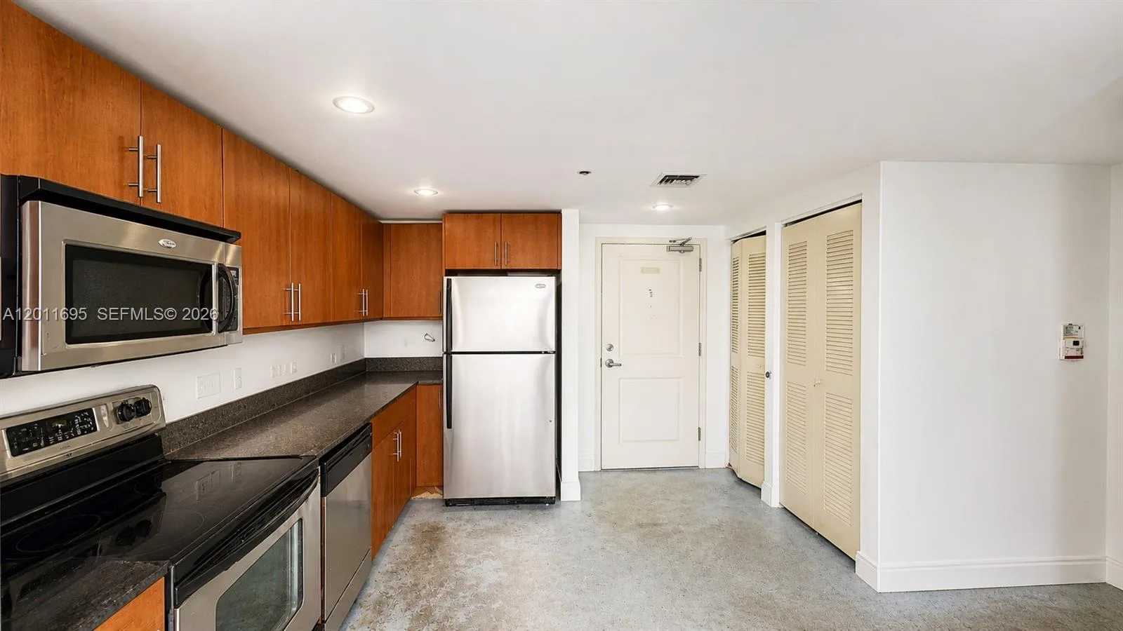 111 E Flagler St # 705, Miami, FL 33131 photo 3