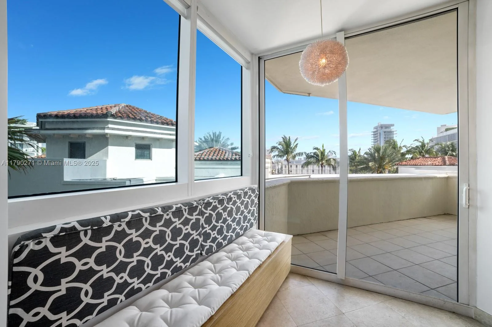 300 S Pointe Dr # 405, Miami Beach, FL 33139 photo 10