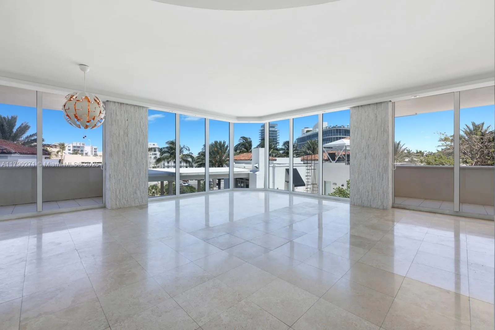 300 S Pointe Dr # 405, Miami Beach, FL 33139 photo 12