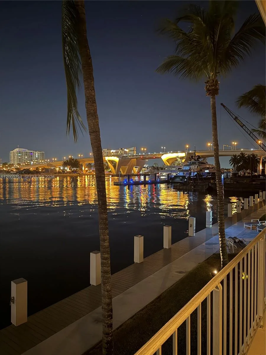 1775 Harbourview Dr # 11, Fort Lauderdale, FL 33316 photo 5