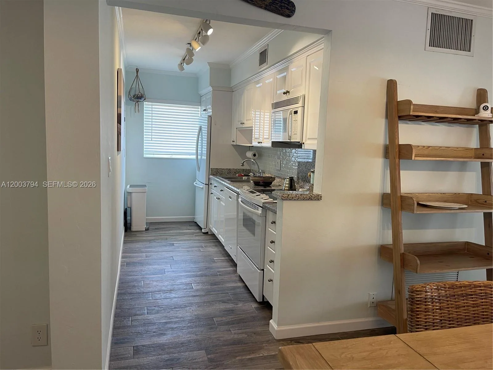 1775 Harbourview Dr # 11, Fort Lauderdale, FL 33316 photo 7