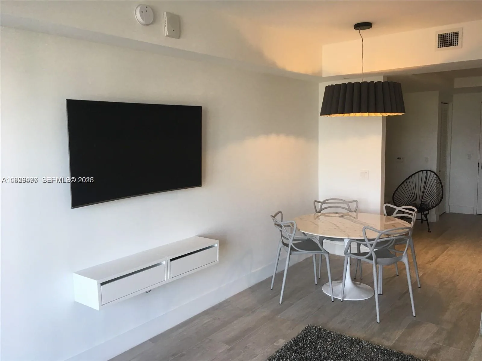 121 NE 34th St # 1203, Miami, FL 33137 photo 3
