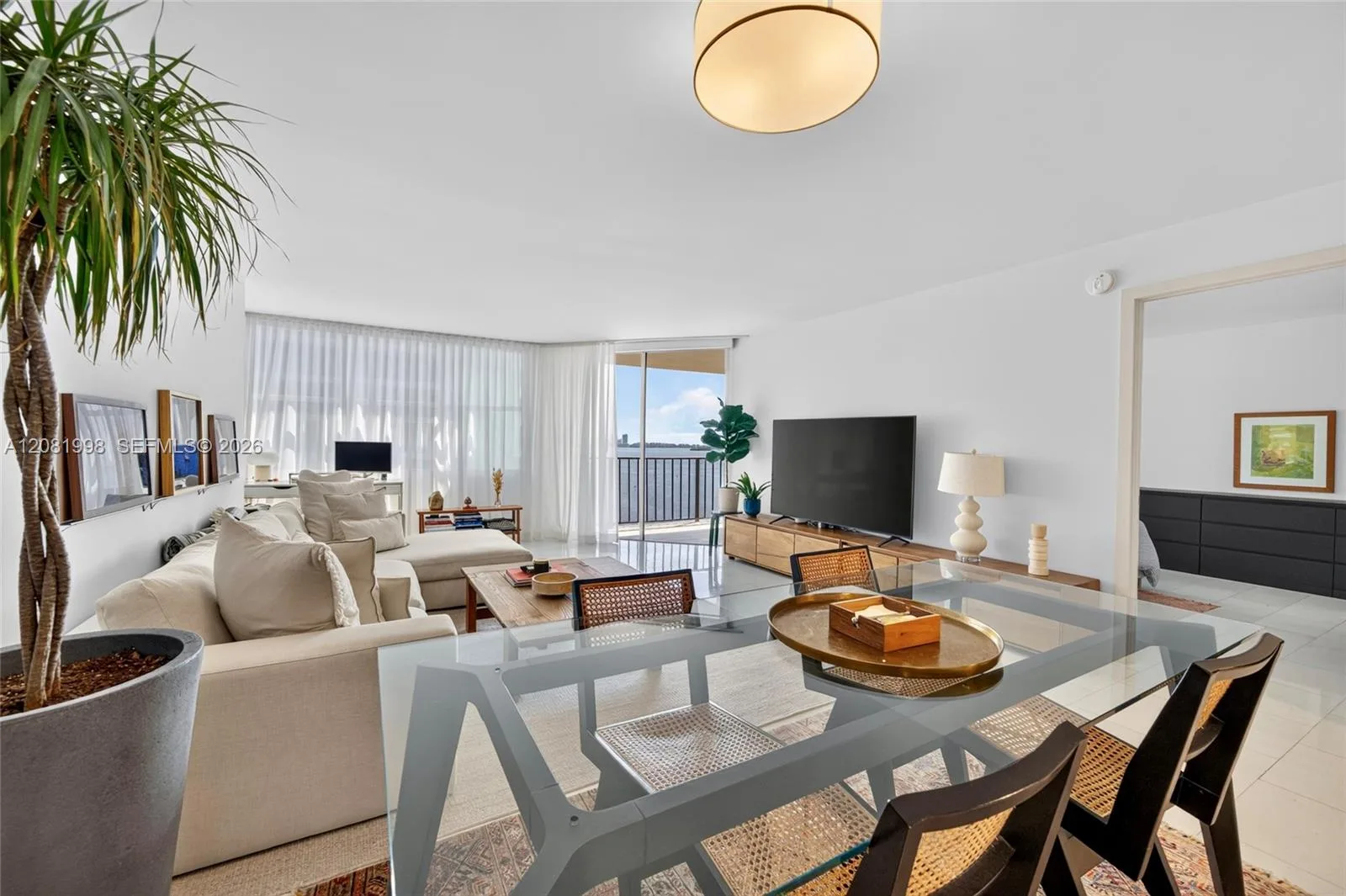 1865 Brickell Ave # A1606, Miami, FL 33129