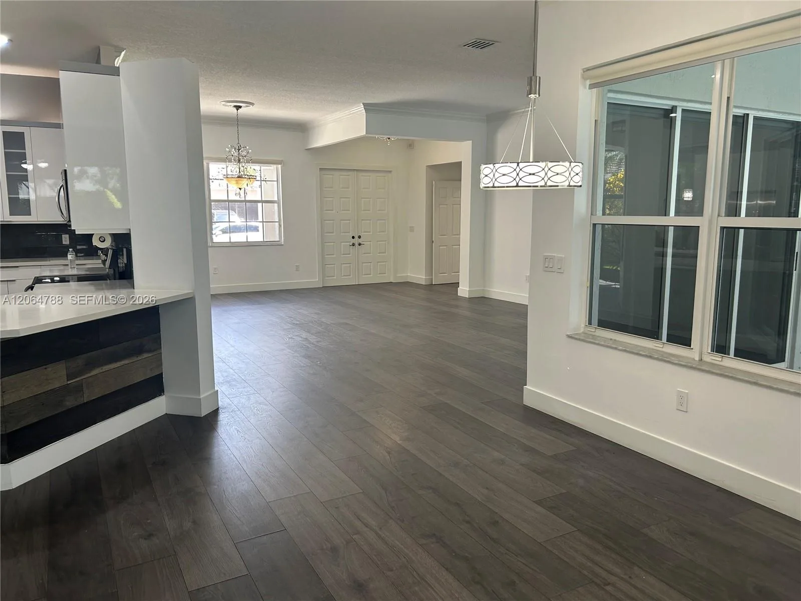 1046 SW 159th Way, Pembroke Pines, FL 33027 — zdjęcie 5