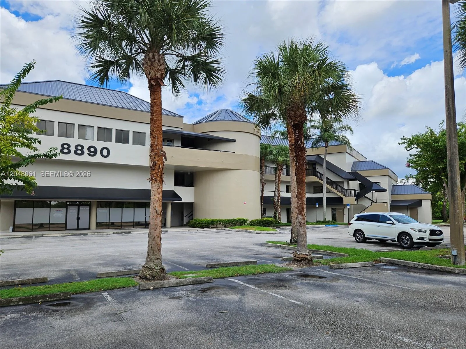 8890 W Oakland Park Blvd # M, Sunrise, FL 33351