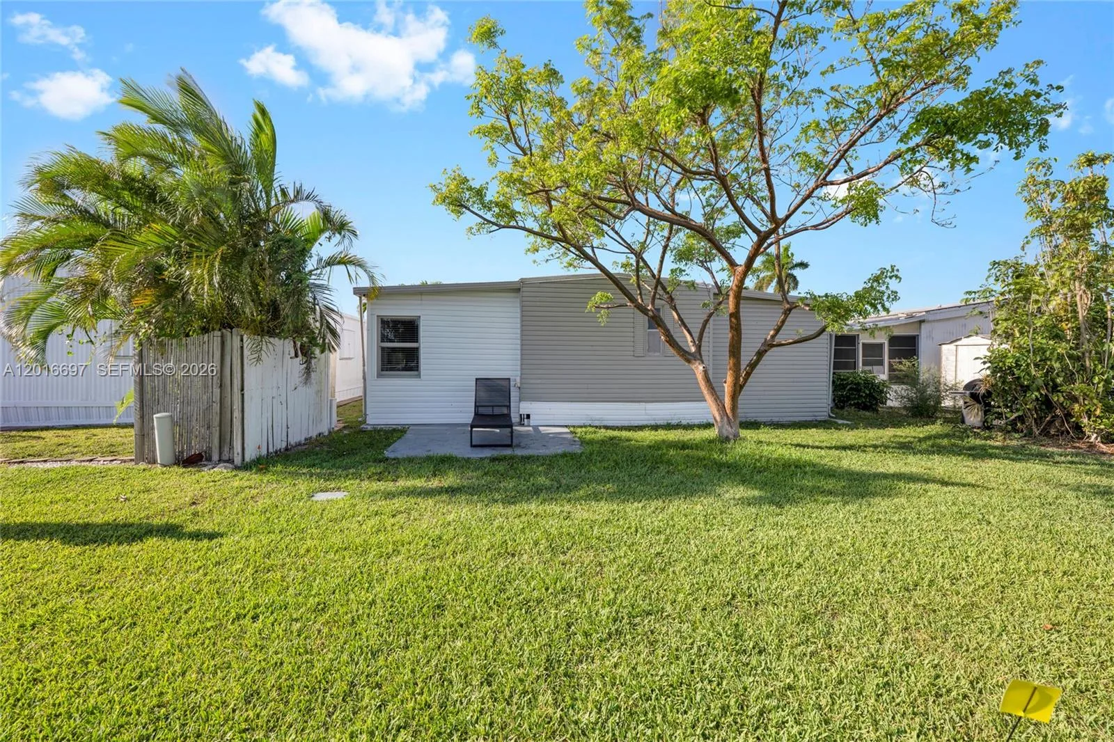 2148 SW 52nd St, Dania Beach, FL 33312