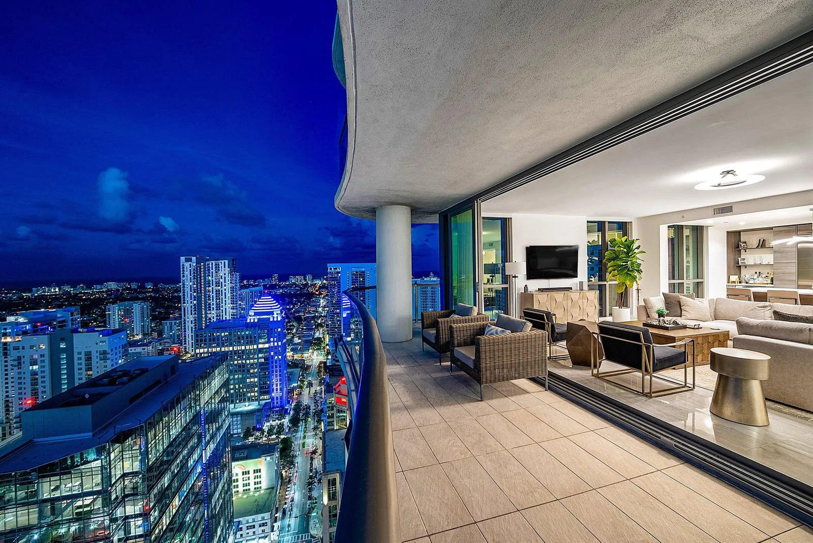 100 E Las Olas Boulevard # 4301, Fort Lauderdale, FL 33301
