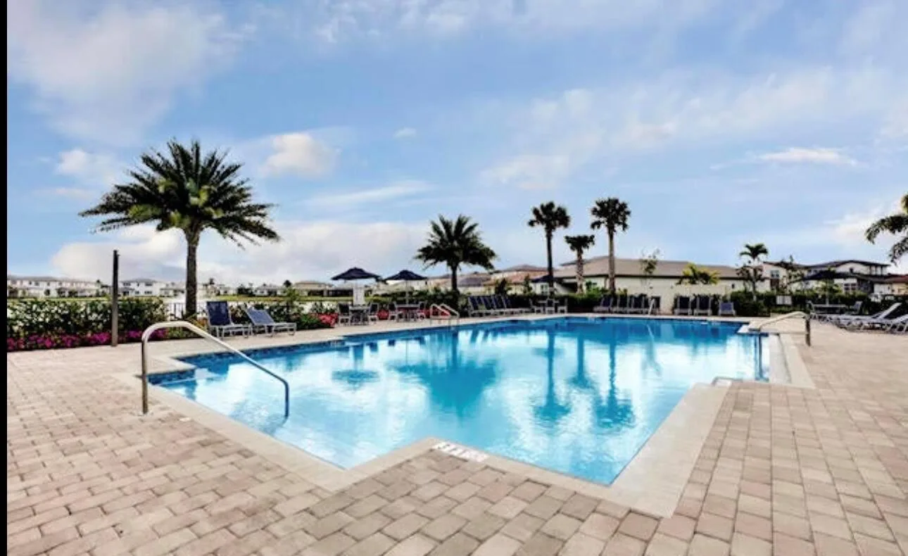 9041 ZEVON Court, Lake Worth, FL 33467 photo 7
