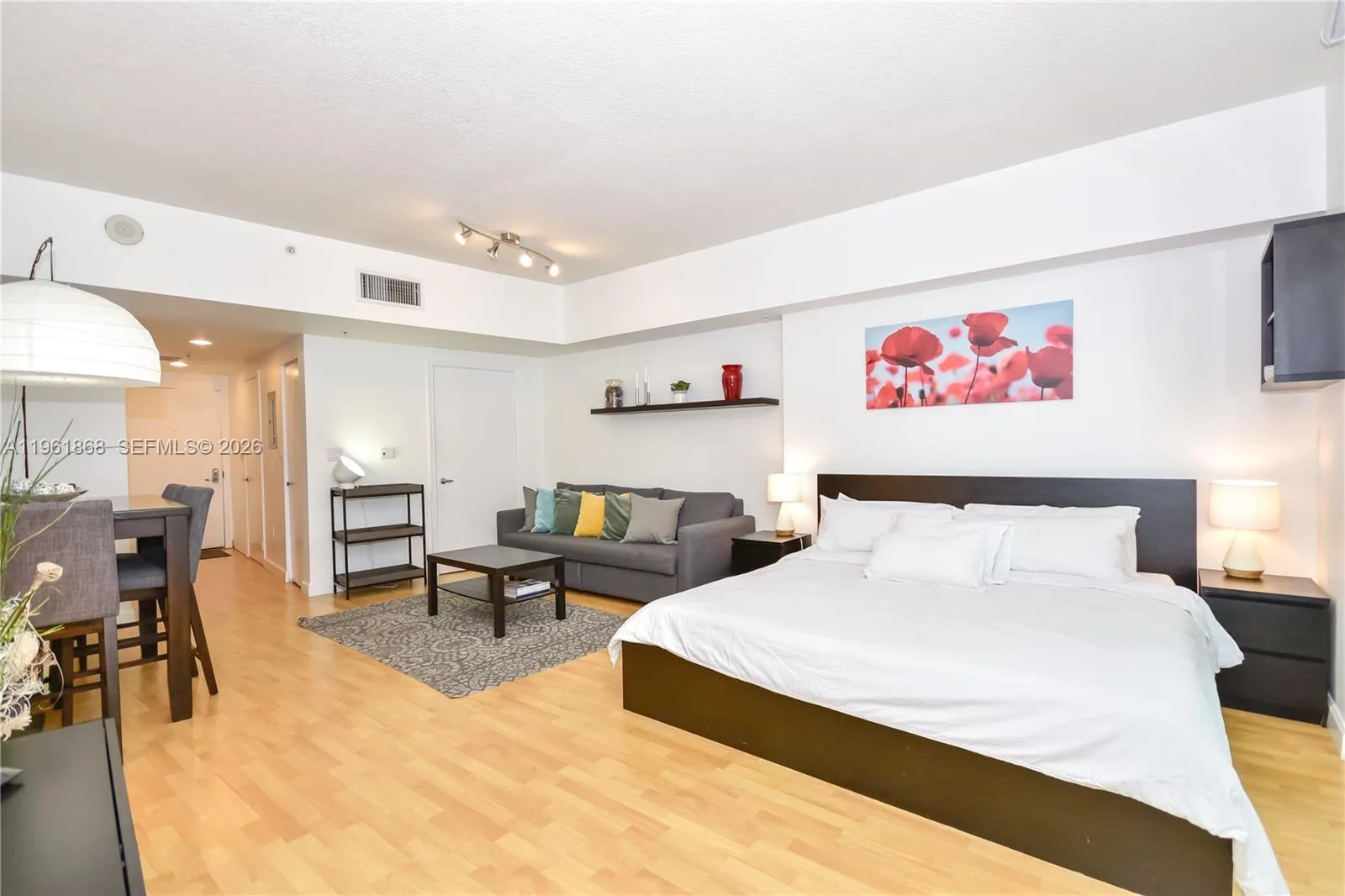 1750 N Bayshore Dr # 1211, Miami, FL 33132 photo 4