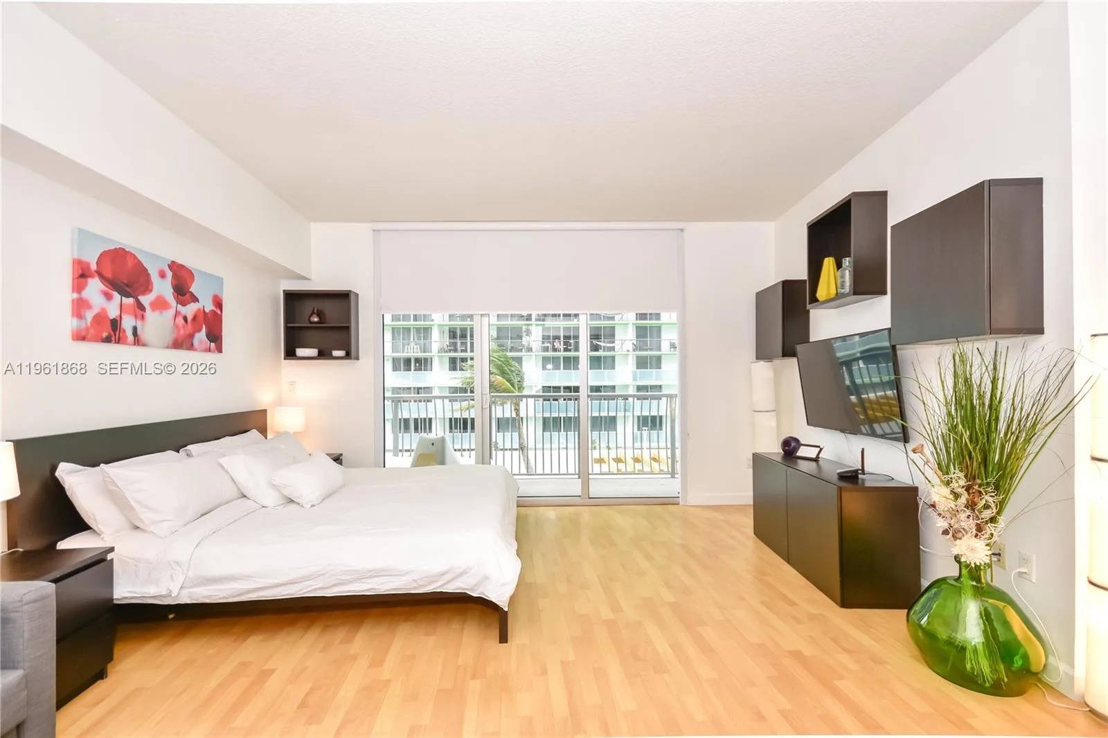 1750 N Bayshore Dr # 1211, Miami, FL 33132 photo 6
