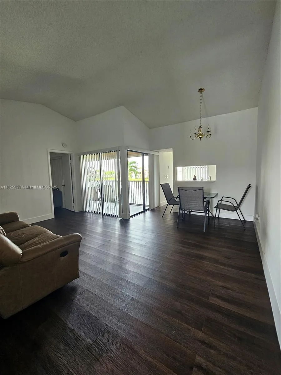1002 Adams Ave # 1002E, Homestead, FL 33034 photo 2