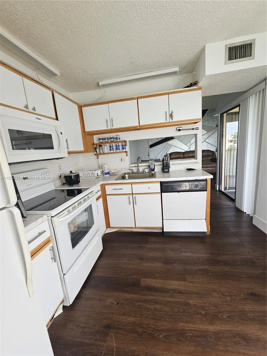 1002 Adams Ave # 1002E, Homestead, FL 33034 photo 9