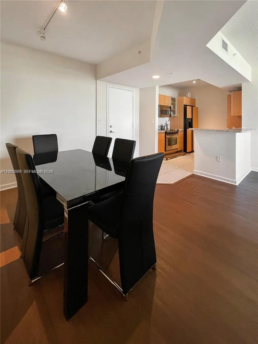 18800 NE 29th Ave # 502, Aventura, FL 33180 photo 3