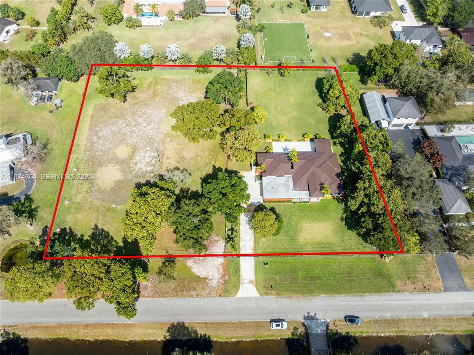 14401 W Palomino Dr, Southwest Ranches, FL 33330 photo 2