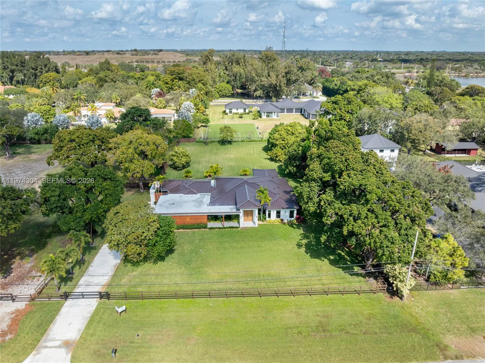 14401 W Palomino Dr, Southwest Ranches, FL 33330 photo 3