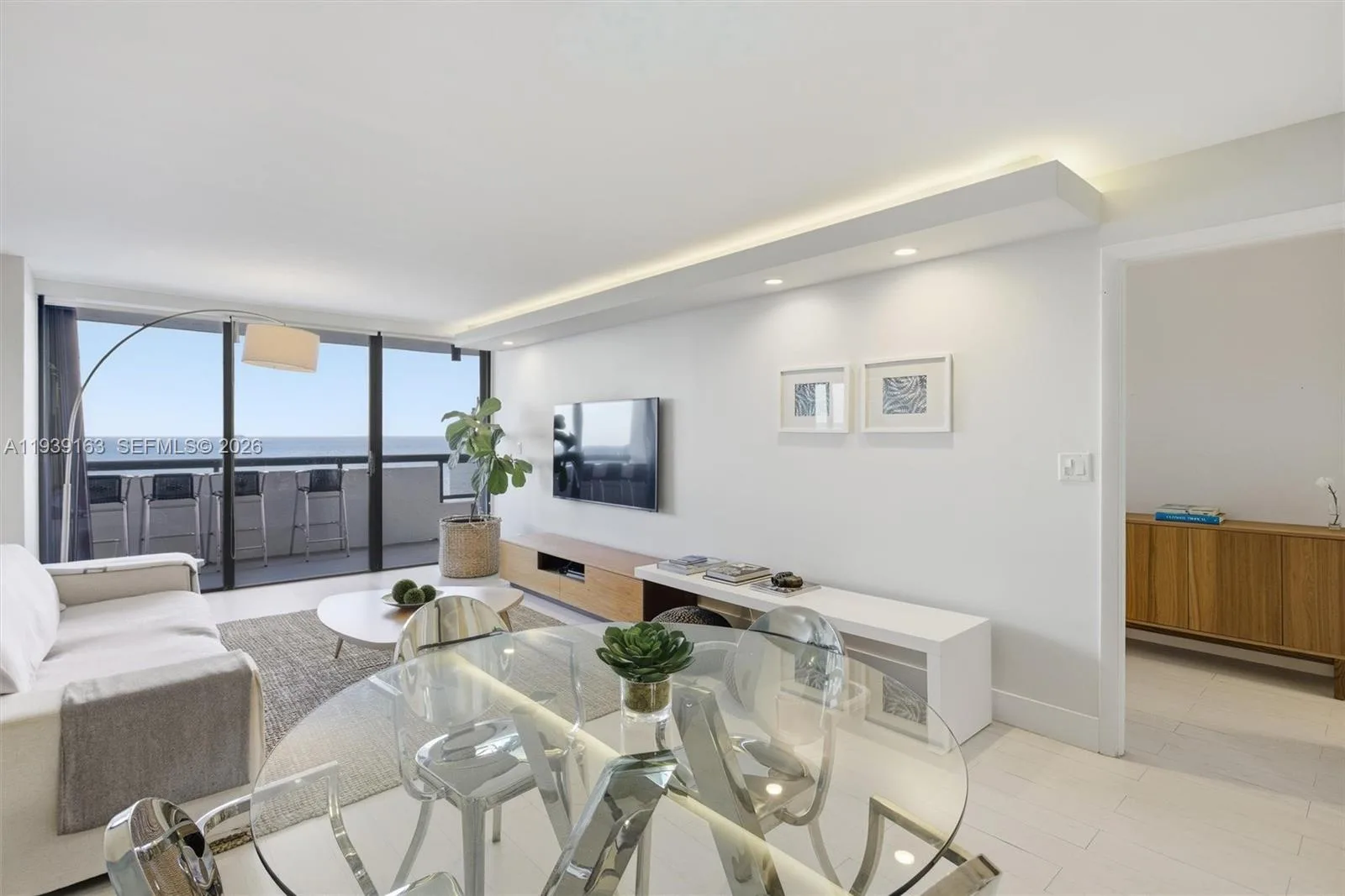 2555 Collins Ave # 2105, Miami Beach, FL 33140 photo 4