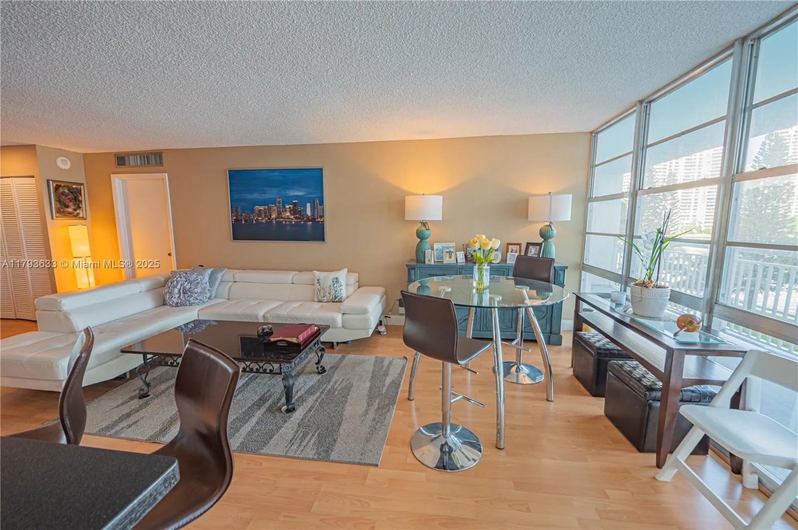 301 174th St # 401, Sunny Isles Beach, FL 33160 photo 8