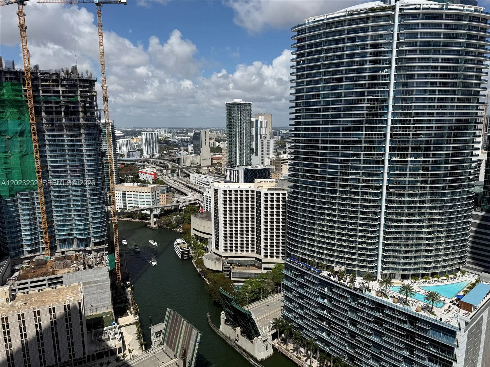 465 Brickell Ave # 3906, Miami, FL 33131