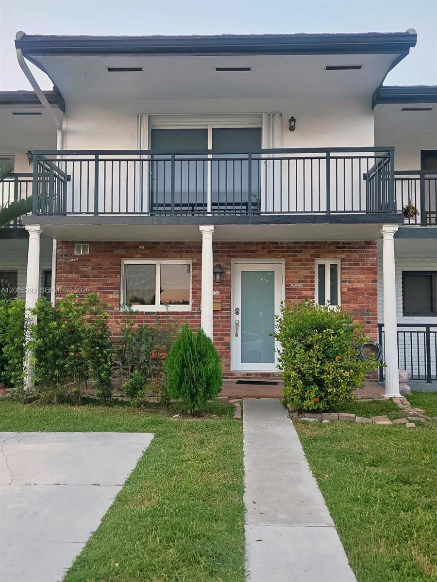 2109 NE 122nd street # 2109, North Miami, FL 33181