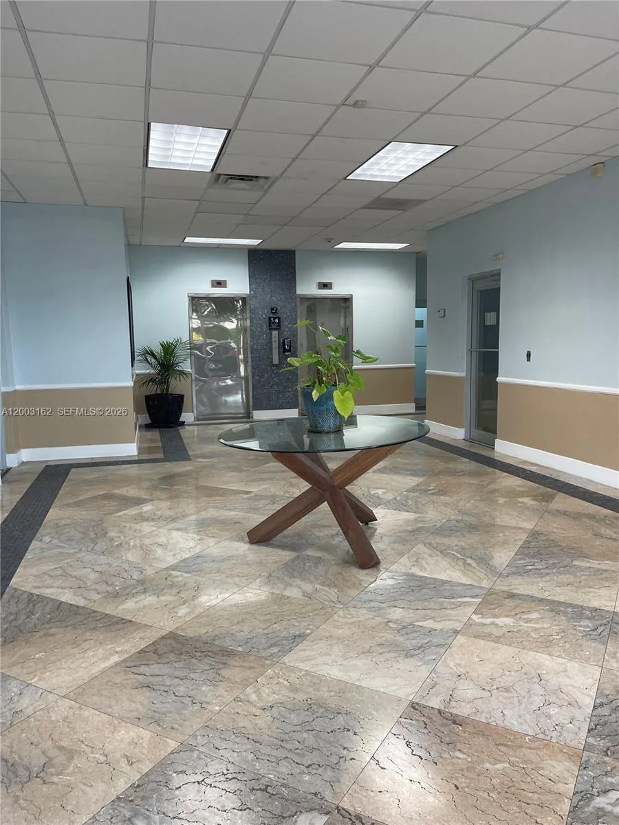 717 Ponce De Leon Blvd # 323, Coral Gables, FL 33134 photo 3