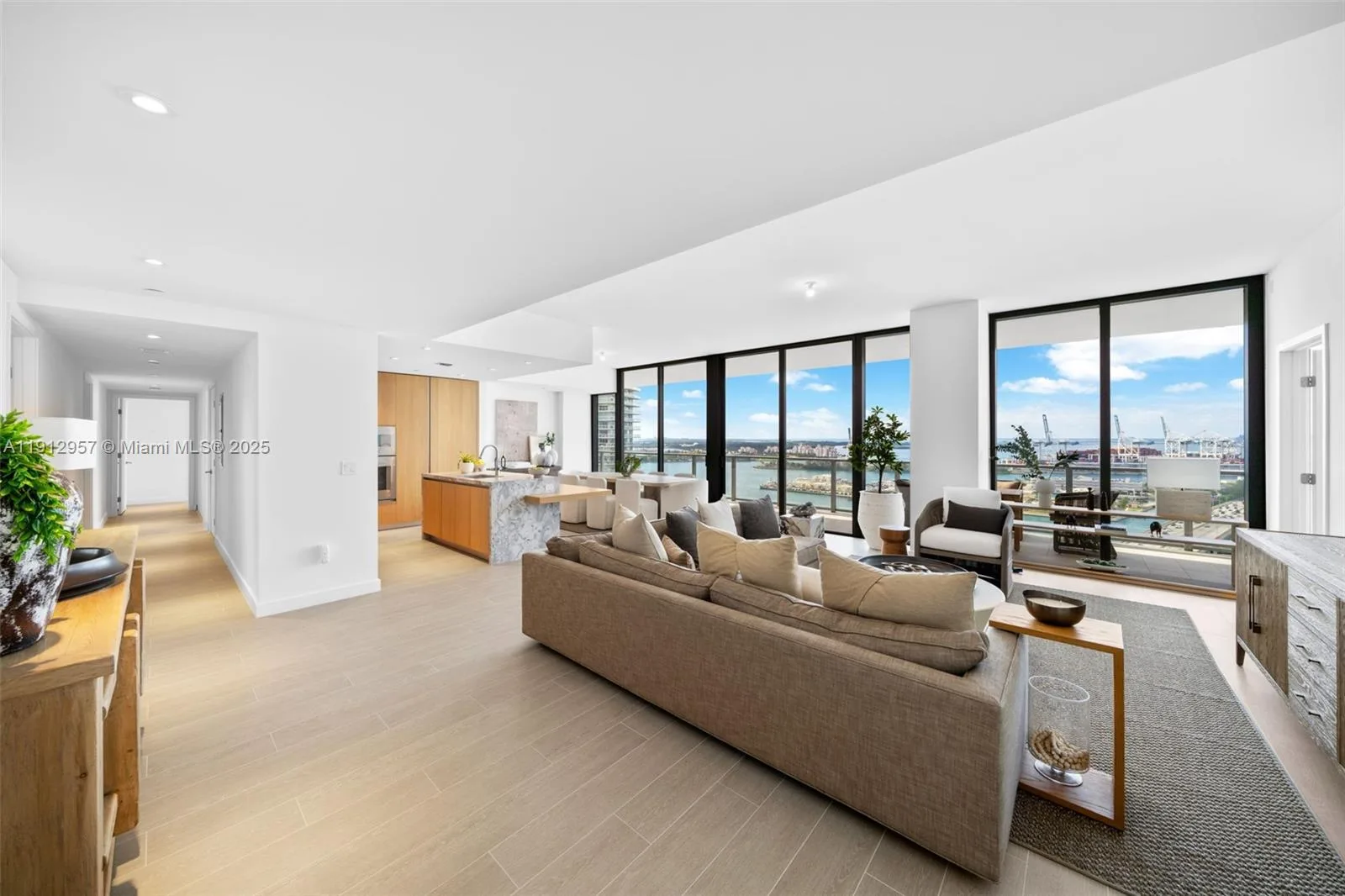 500 Alton Rd # 2303, Miami Beach, FL 33139