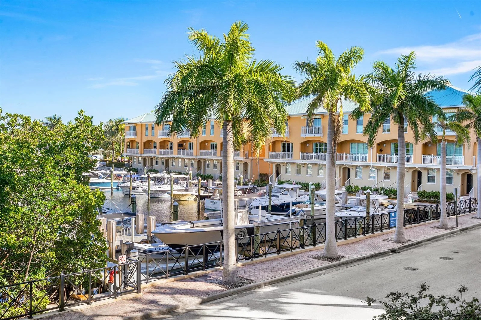 700 E Boynton Beach Boulevard # 202, Boynton Beach, FL 33435