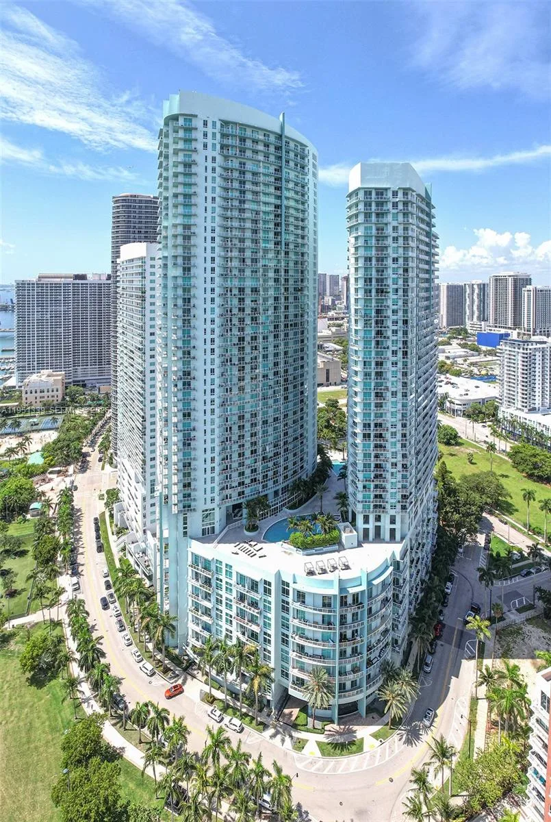 1900 N BAYSHORE DR, Miami, FL 33132 photo 4