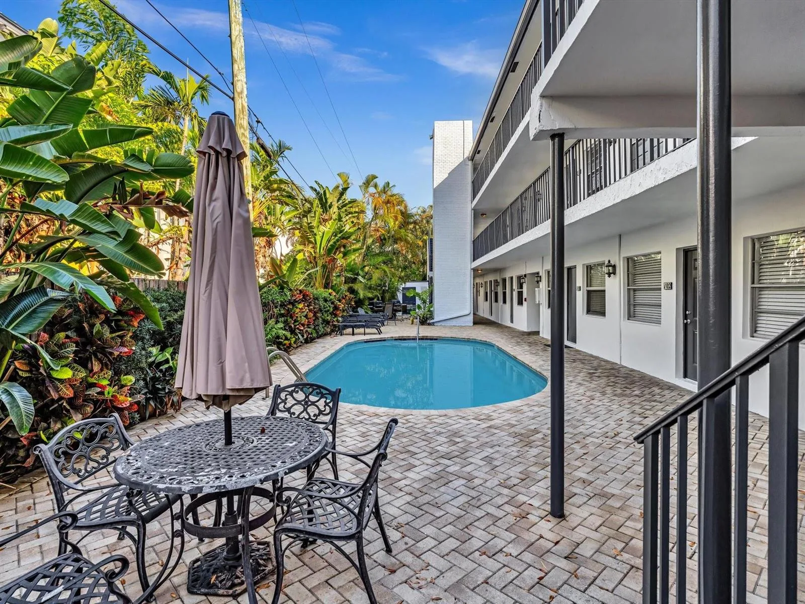215 NE 16th Avenue # 203, Fort Lauderdale, FL 33301 photo 4