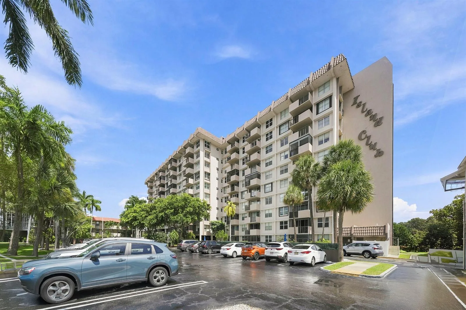 777 S Federal Highway # RP PH 15, Pompano Beach, FL 33062