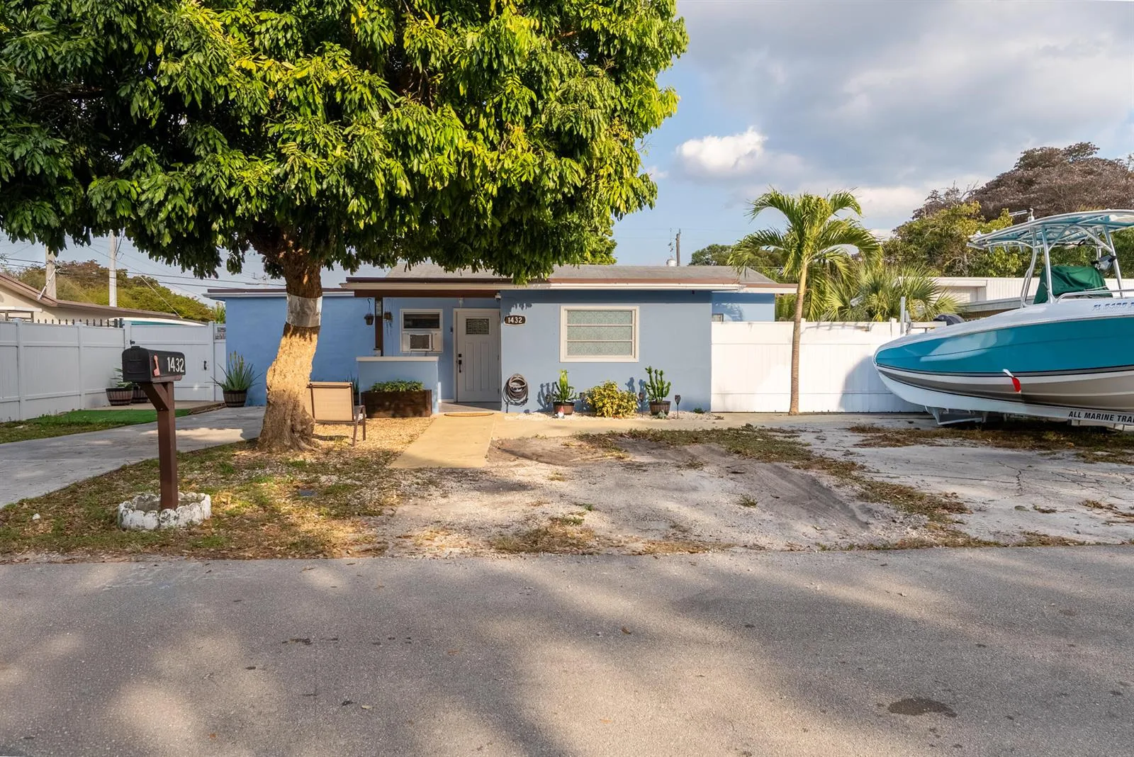 1432 SW 26th Avenue, Fort Lauderdale, FL 33312