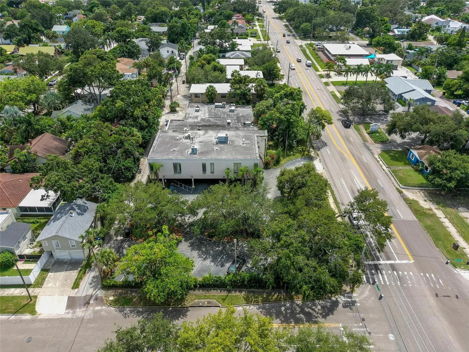 1213 N 16th Street, FL 33705