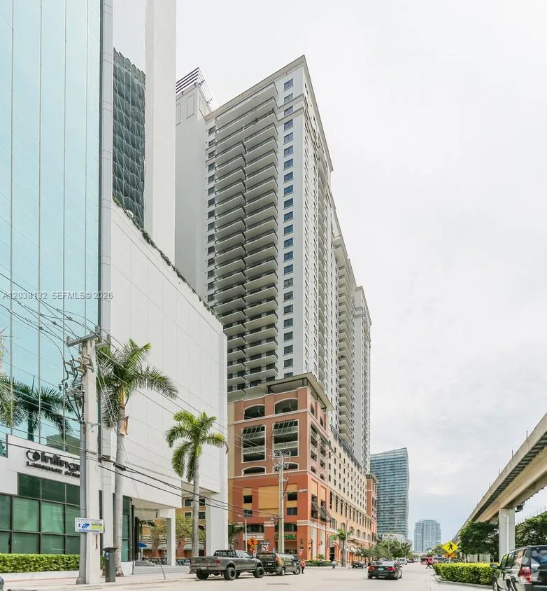 999 SW 1st Ave # 3202, Miami, FL 33130