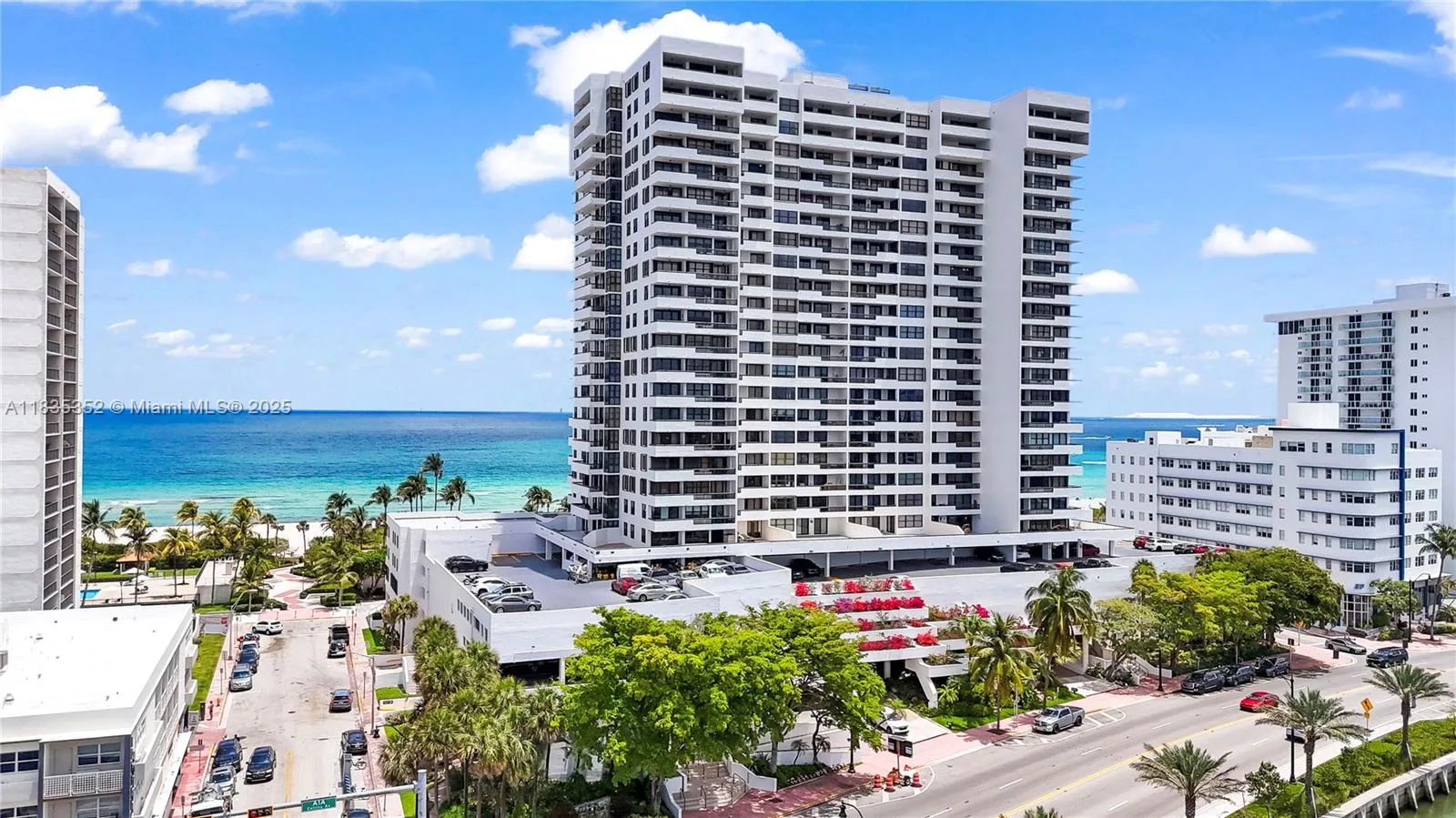 2555 Collins Ave # PH101, Miami Beach, FL 33140