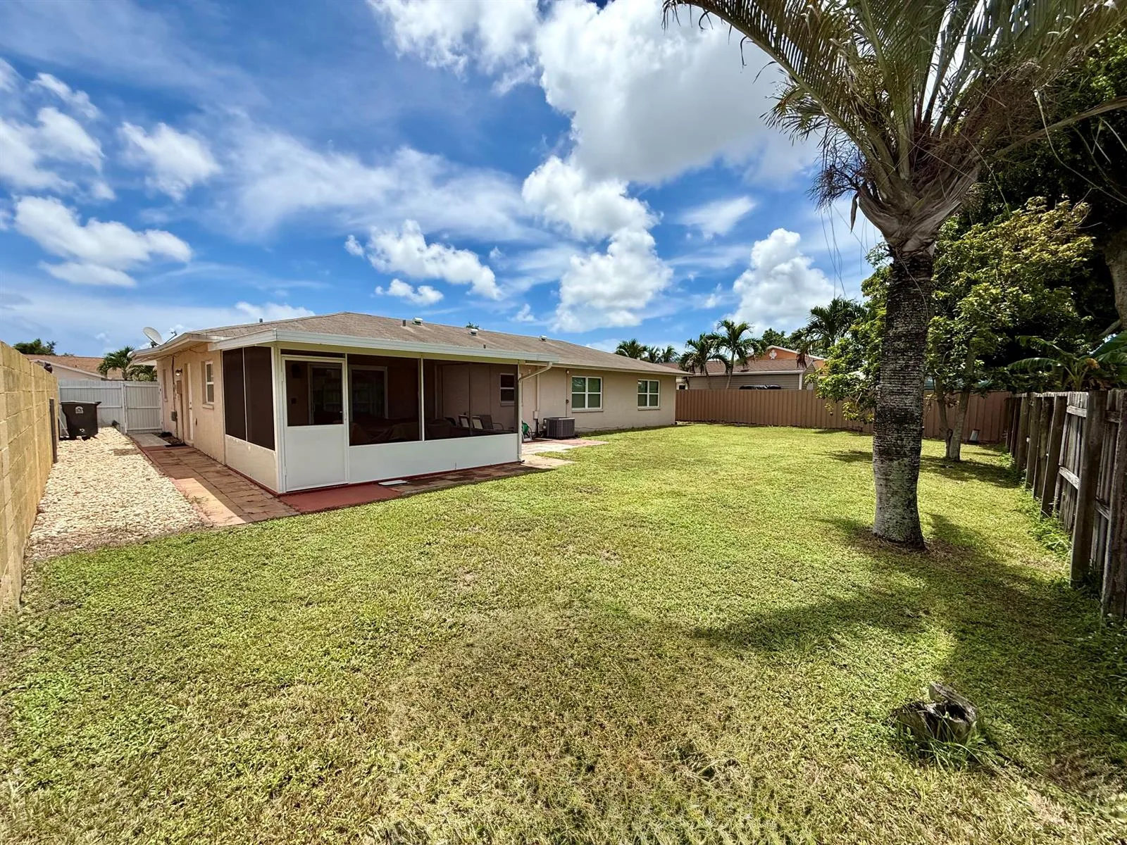 1403 W Libby Drive, West Palm Beach, FL 33406 photo 11