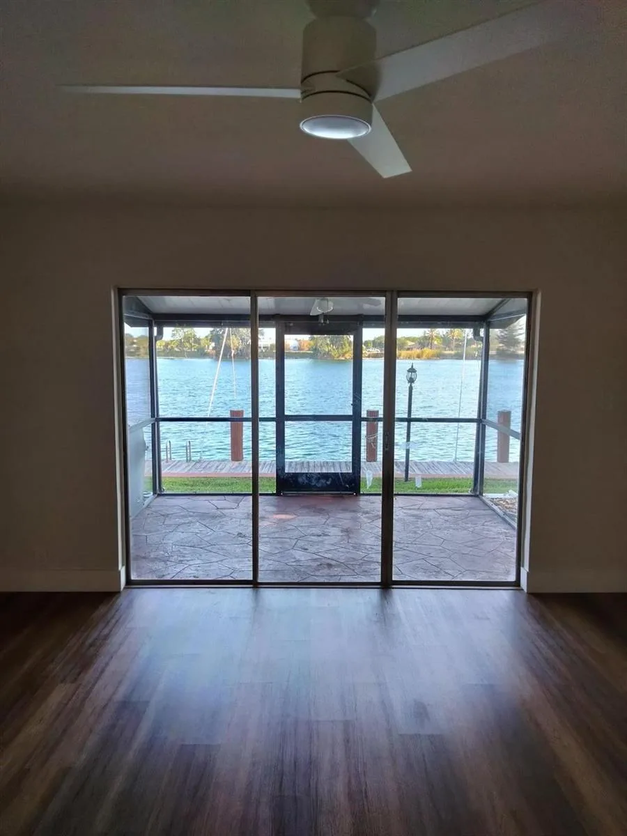 1100 Crystal Lake Drive # 115, Deerfield Beach, FL 33064