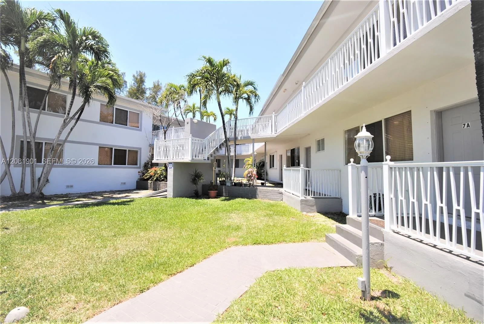 75 S Shore Dr # 4B, Miami Beach, FL 33141