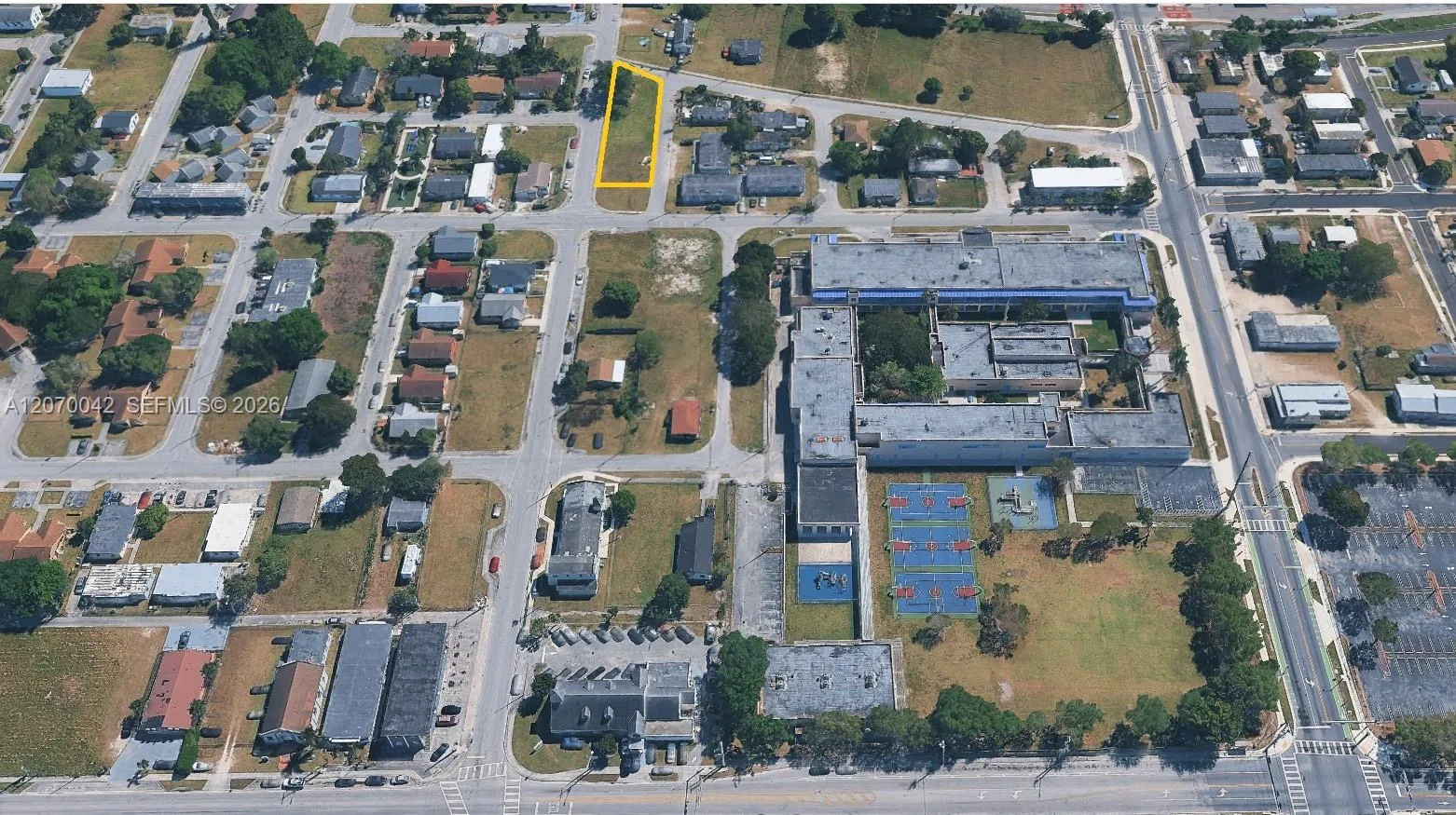 321 SW 6 street, Homestead, FL 33030 photo 3