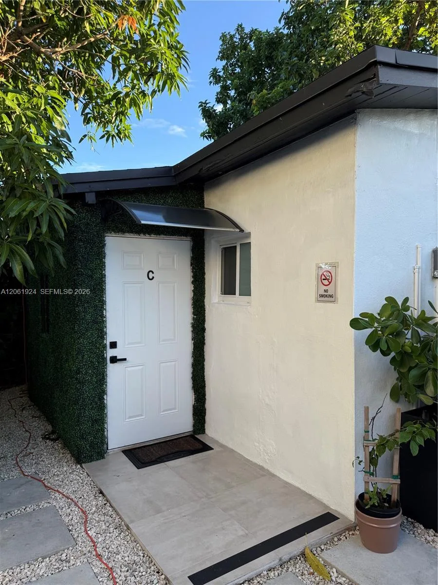 2230 NW 6th St # C, Miami, FL 33125 photo 5