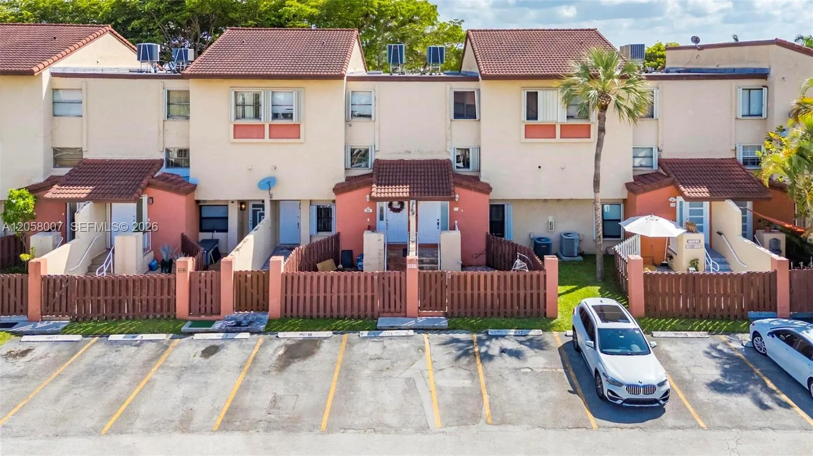 9937 NW 9th St Cir # 12-19, Miami, FL 33172 photo 2