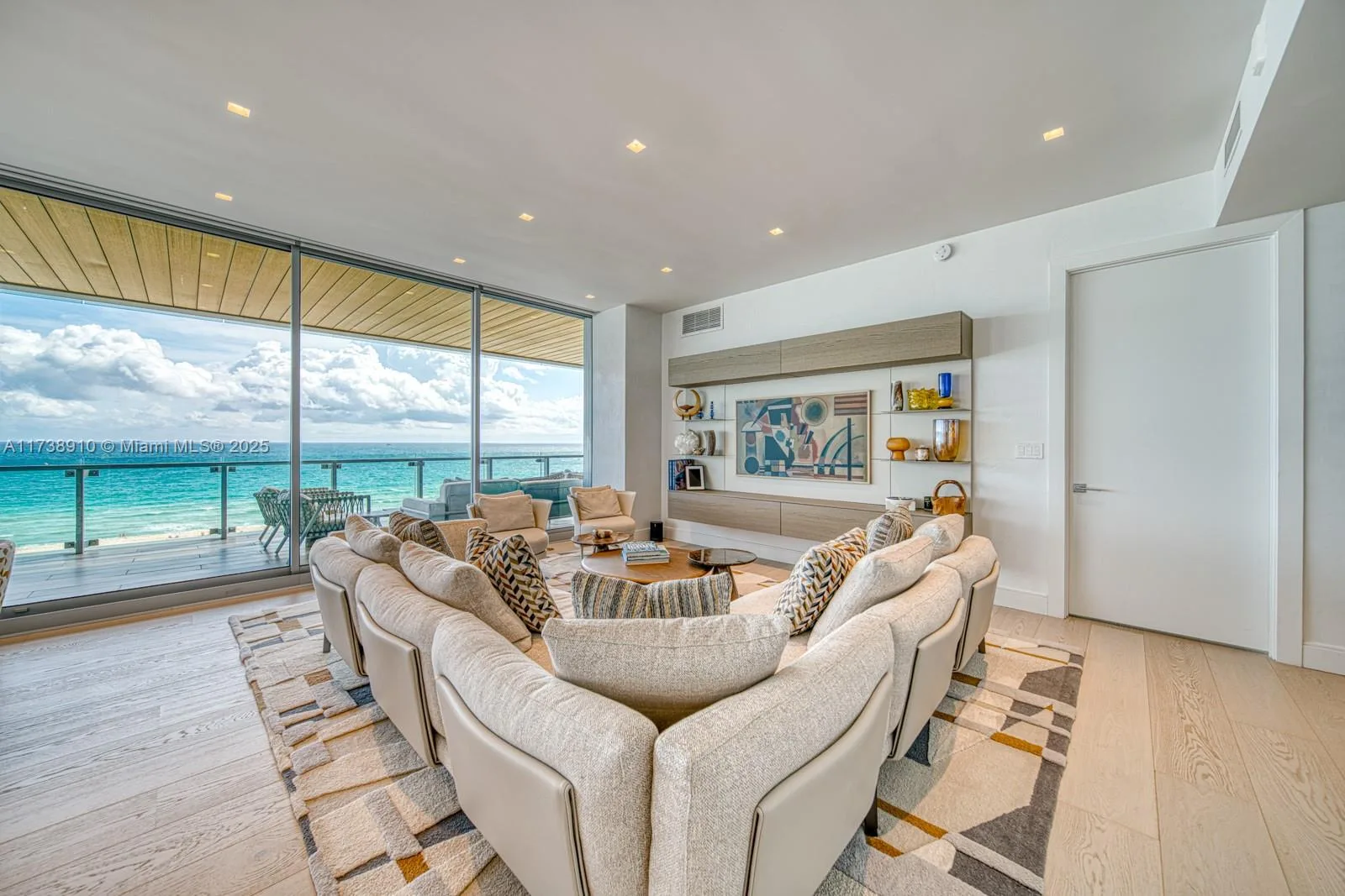 57 Ocean – photo 14